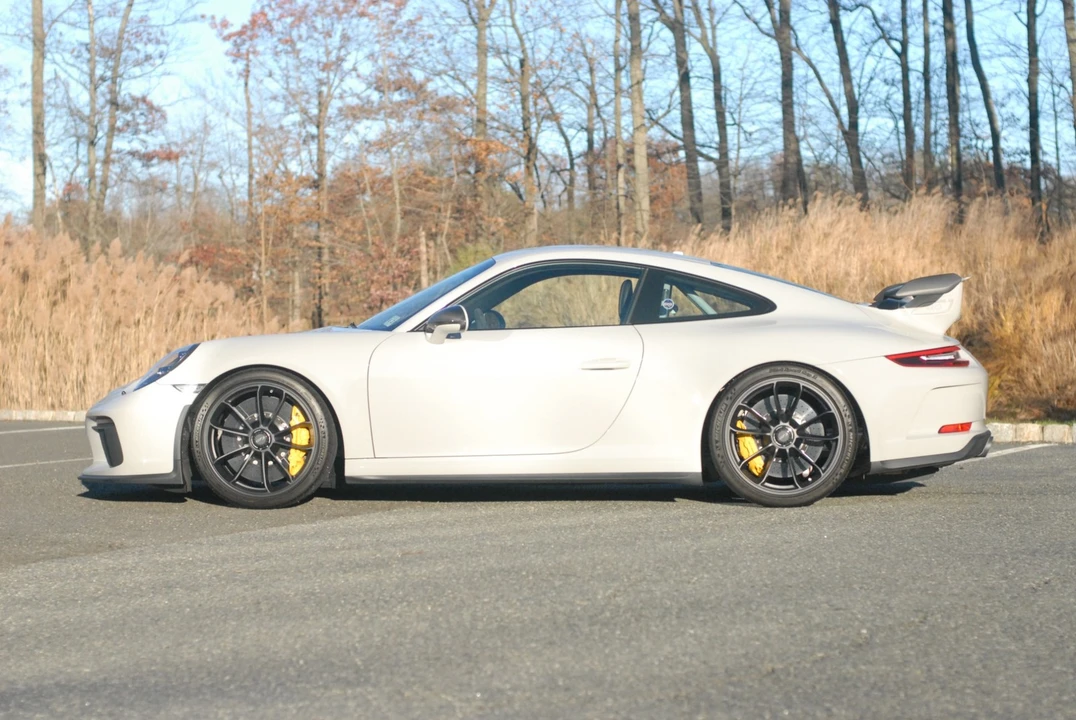 2018 Porsche 991 GT3 - Image 2 of 12
