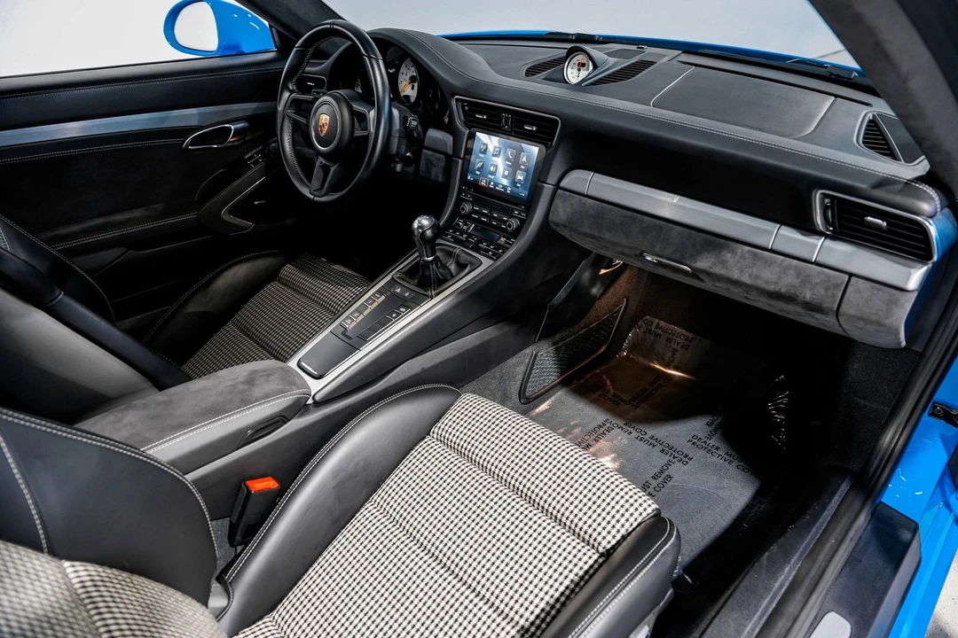 2018 Porsche 991 GT3 - Image 31 of 31