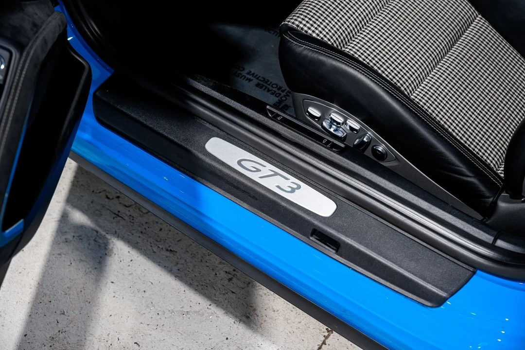 2018 Porsche 991 GT3 - Image 25 of 31