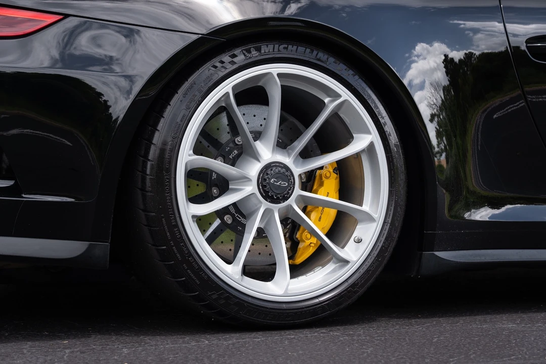 2018 Porsche 991 GT3 - Image 16 of 31