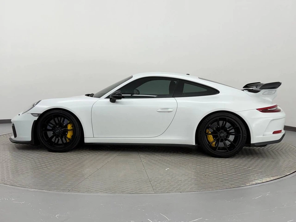 2018 Porsche 991 GT3 - Image 2 of 5