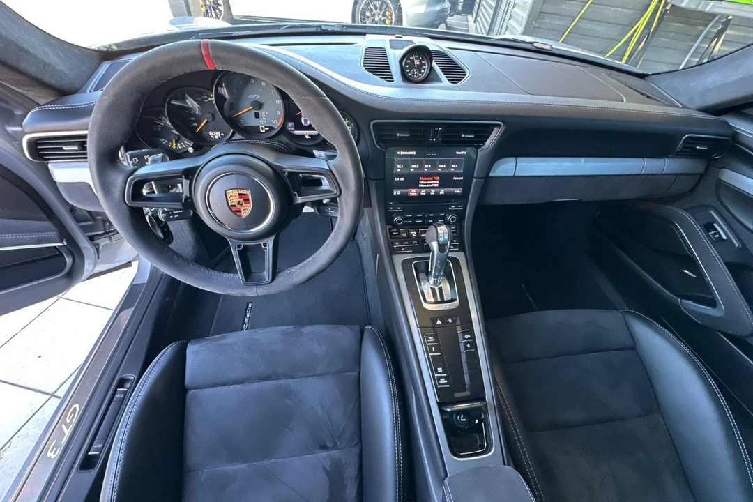 2018 Porsche 991 GT3 - Image 6 of 31