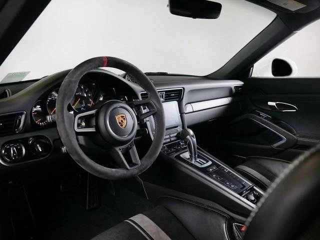 2018 Porsche 991 GT3 - Image 4 of 5