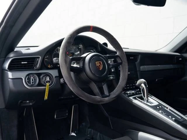 2018 Porsche 991 GT3 - Image 4 of 5