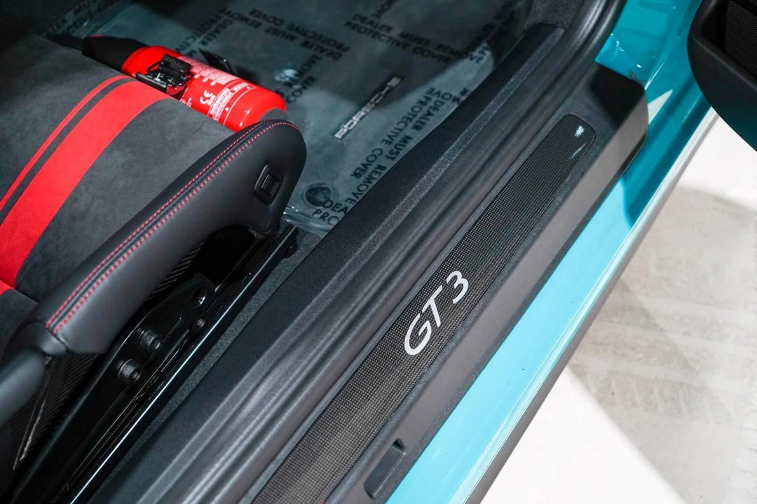 2018 Porsche 991 GT3 - Image 17 of 21