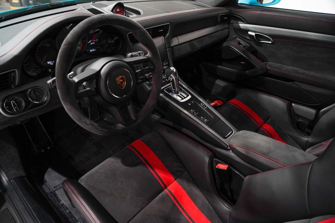 2018 Porsche 991 GT3 - Image 2 of 31