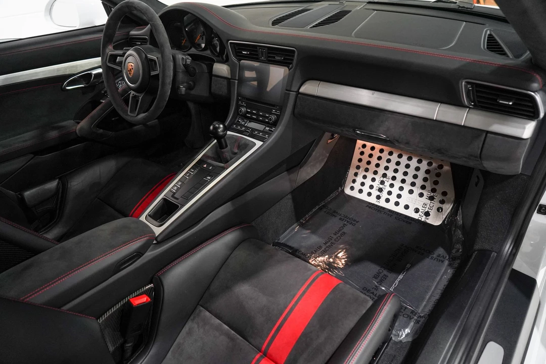 2018 Porsche 991 GT3 - Image 16 of 31