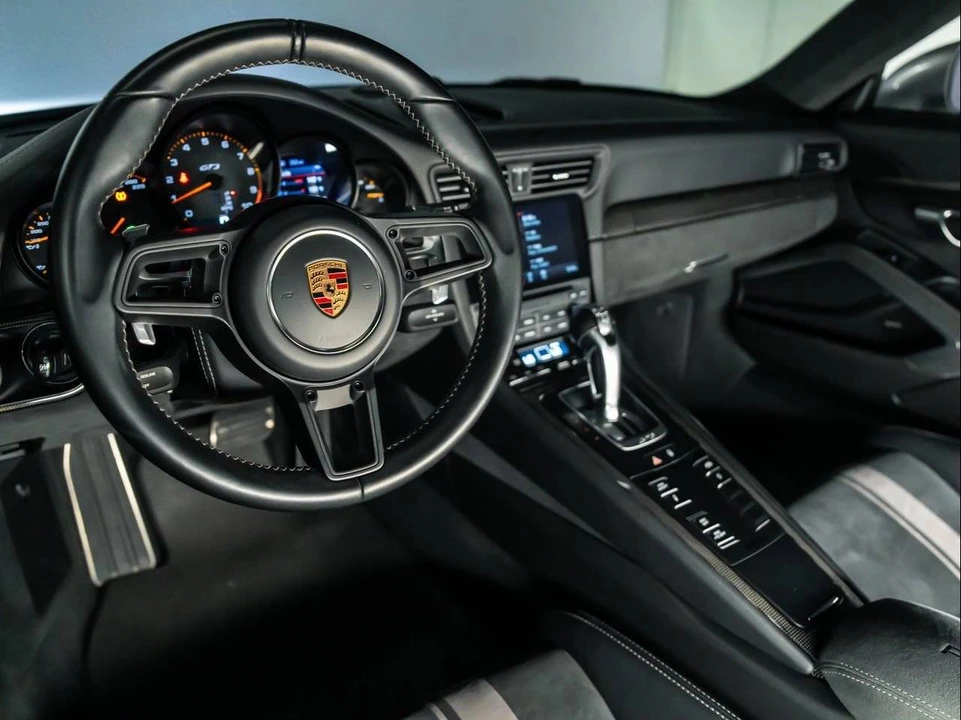 2018 Porsche 991 GT3 - Image 4 of 5