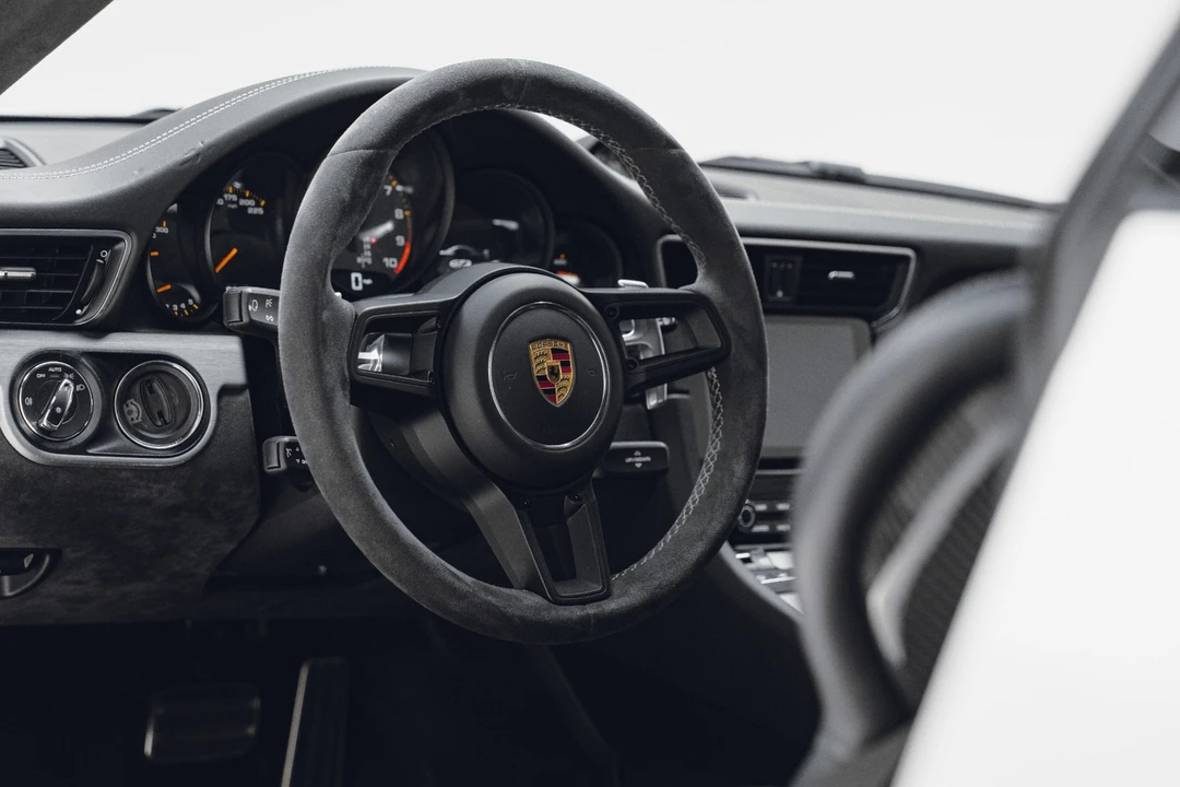 2018 Porsche 991 GT3 - Image 27 of 31