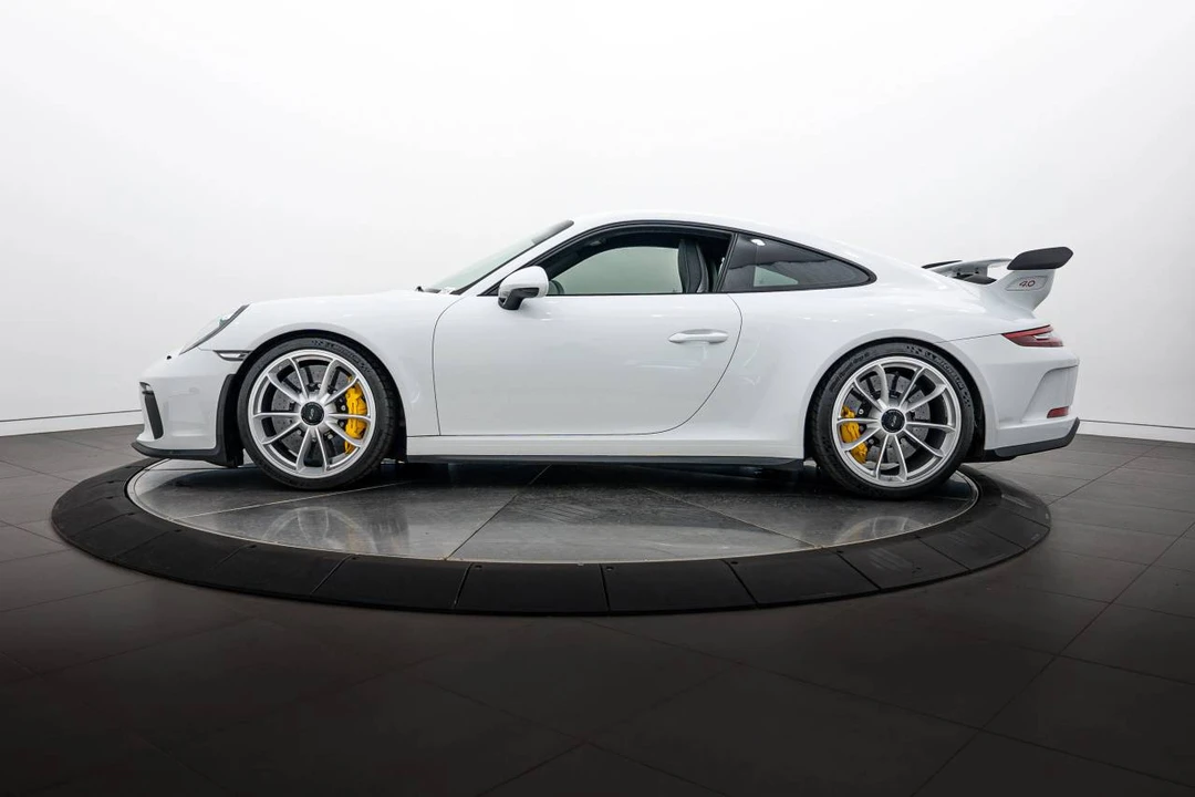 2018 Porsche 991 GT3 - Image 2 of 5