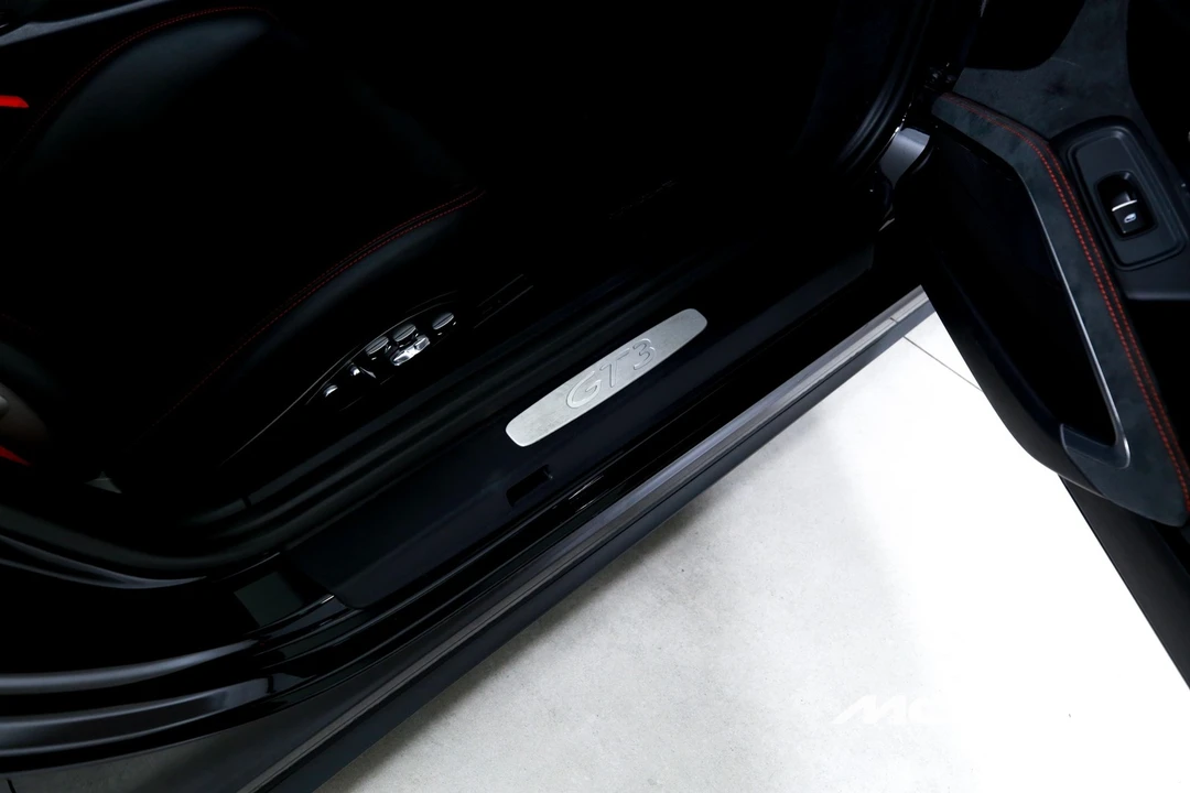 2018 Porsche 991 GT3 - Image 22 of 31