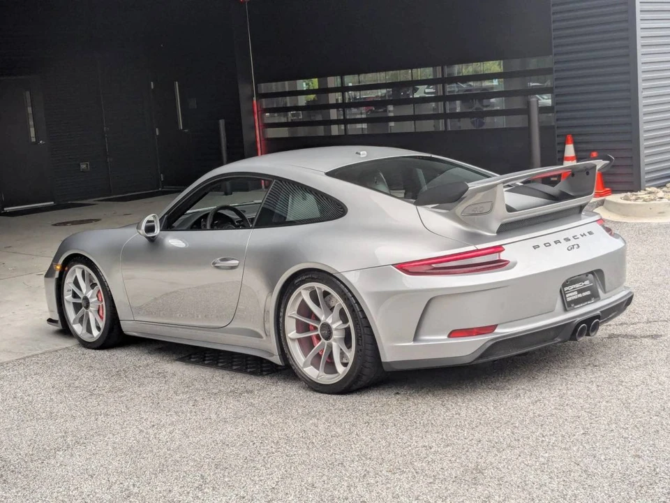 2018 Porsche 991 GT3 - Image 3 of 5