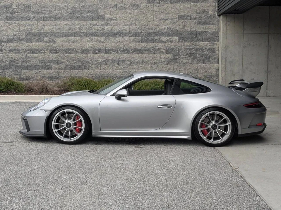 2018 Porsche 991 GT3 - Image 2 of 5