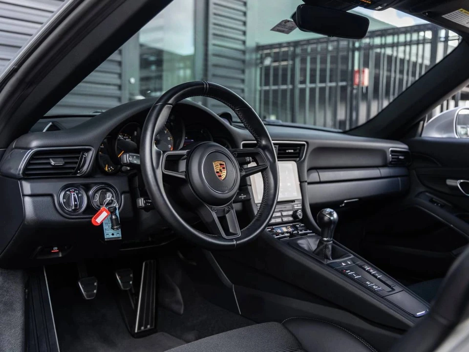 2018 Porsche 991 GT3 - Image 4 of 5
