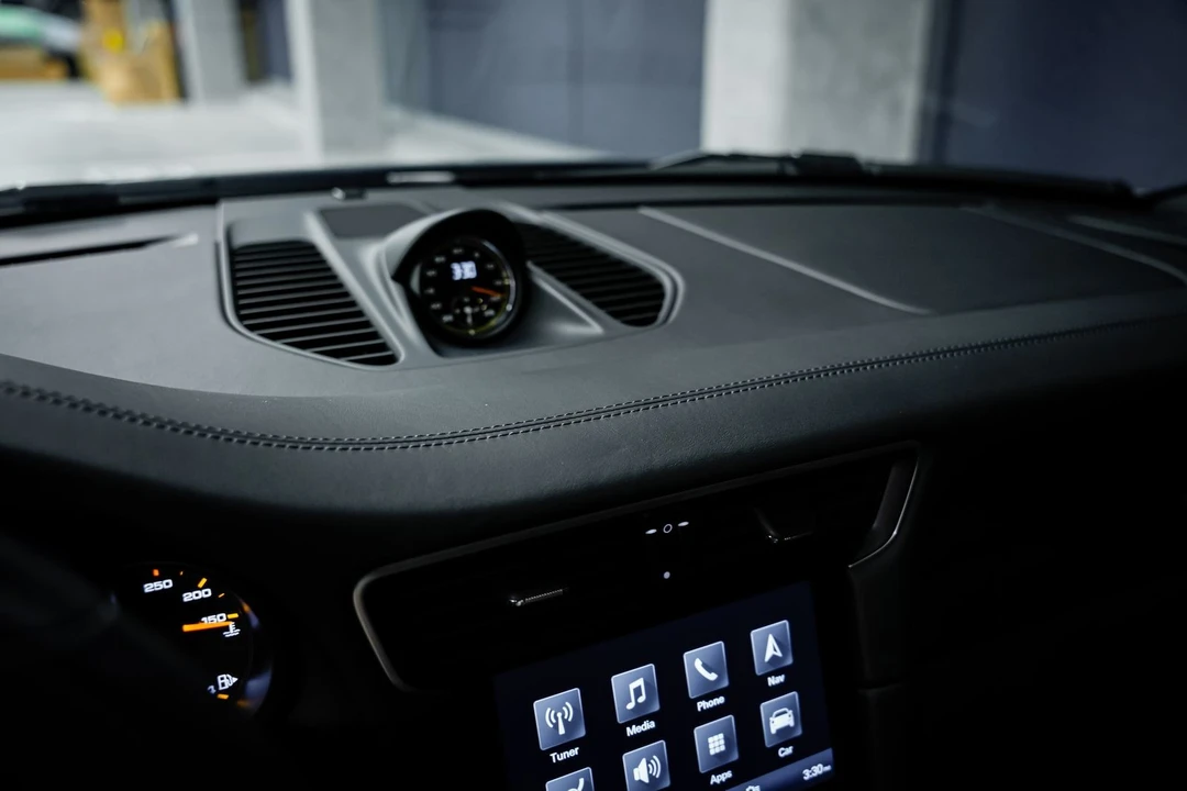 2018 Porsche 991 GT3 - Image 14 of 31