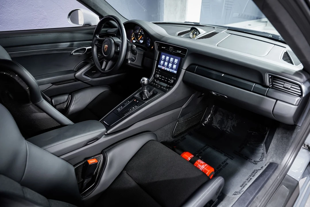 2018 Porsche 991 GT3 - Image 29 of 31