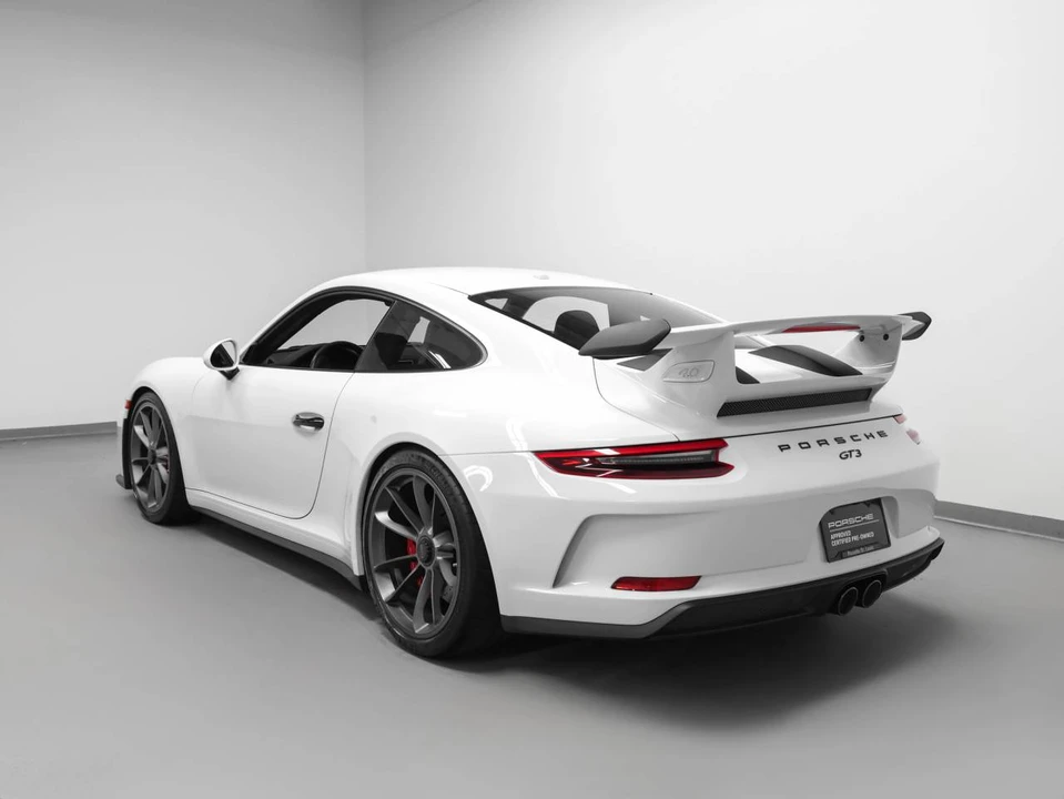 2018 Porsche 991 GT3 - Image 3 of 5
