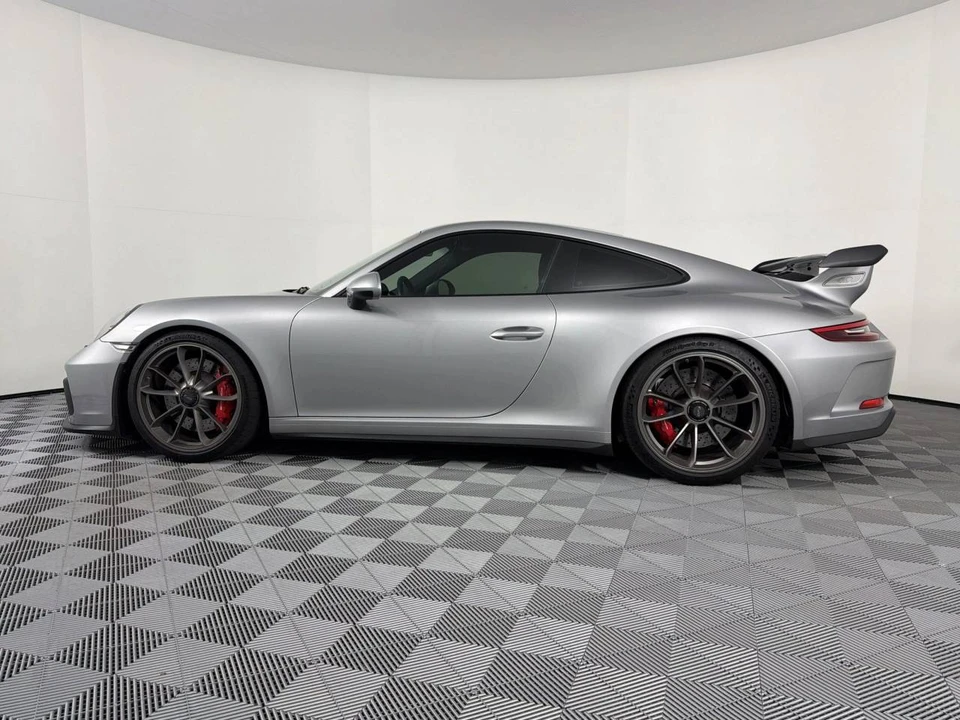 2018 Porsche 991 GT3 - Image 2 of 5