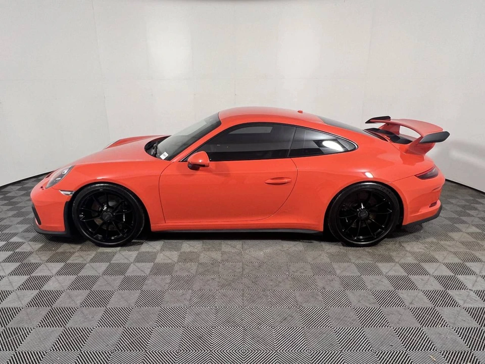 2018 Porsche 991 GT3 - Image 2 of 4