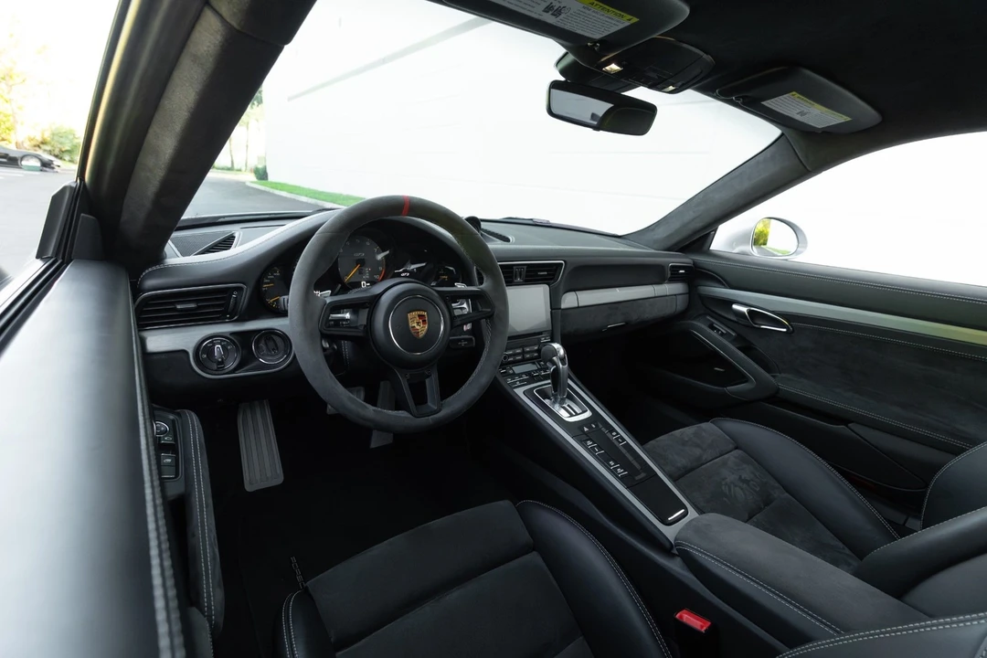 2018 Porsche 991 GT3 - Image 7 of 12
