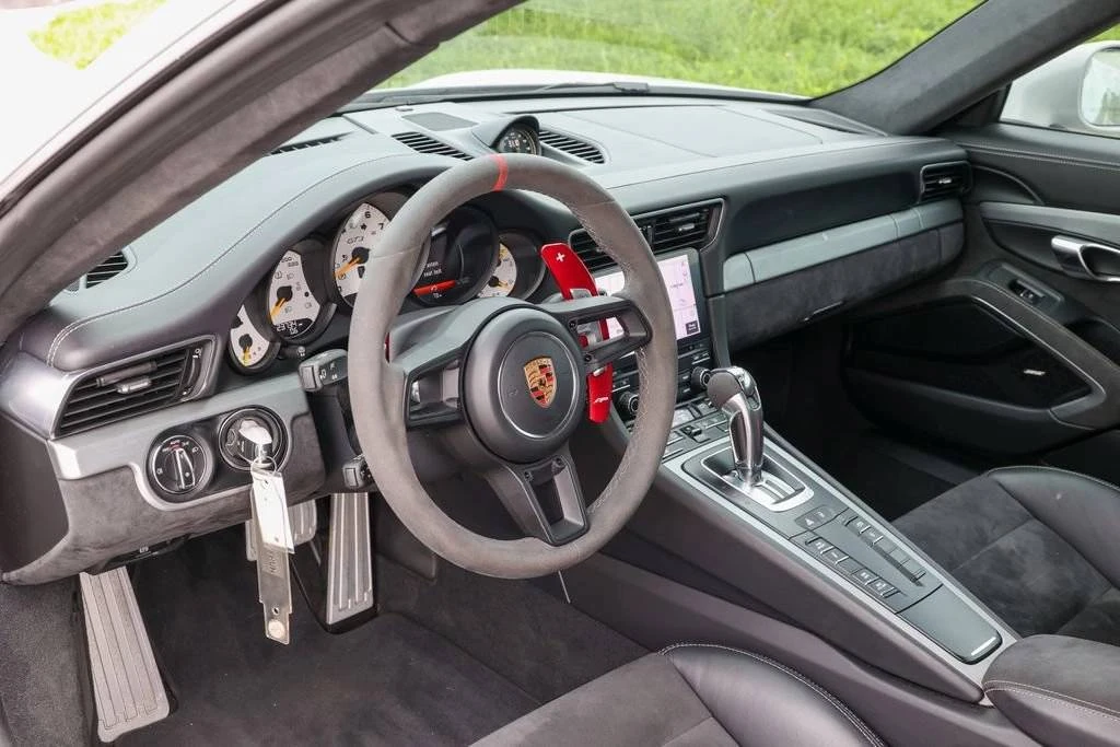 2018 Porsche 991 GT3 - Image 4 of 4