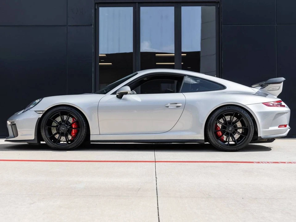 2018 Porsche 991 GT3 - Image 2 of 5