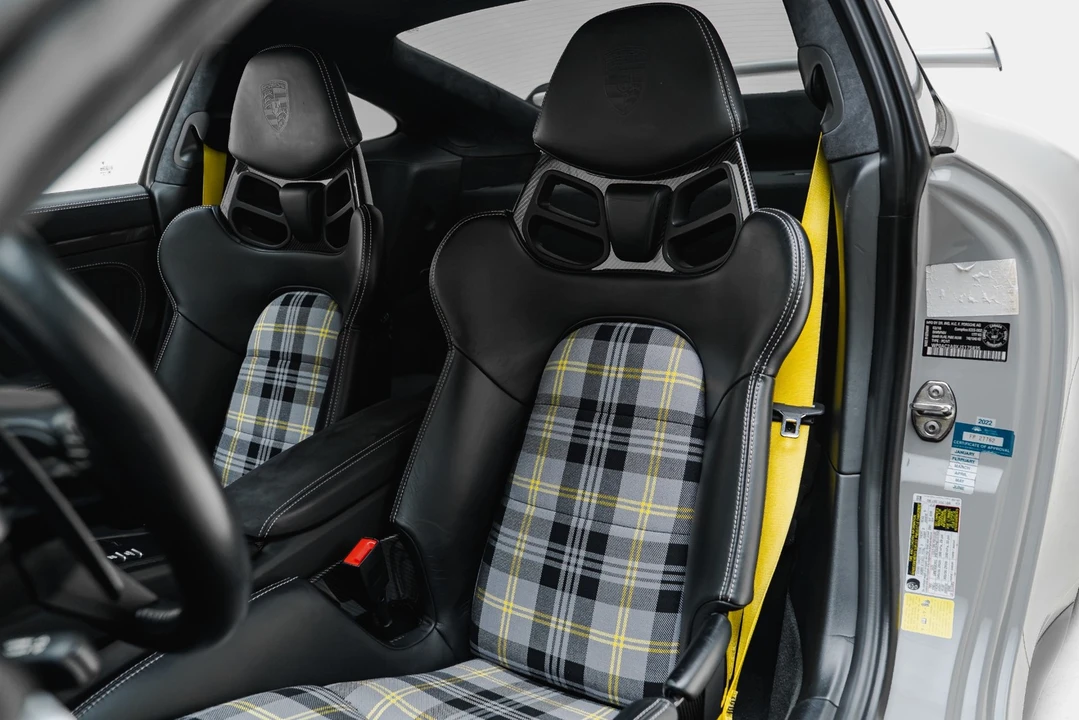 2018 Porsche 991 GT3 - Image 5 of 31