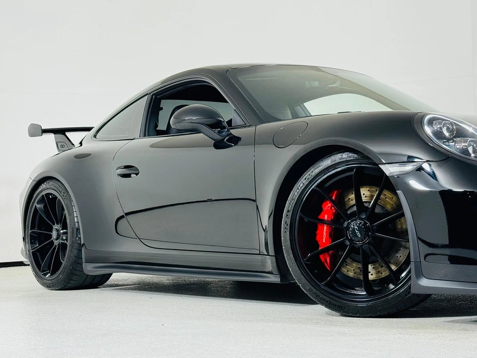 2018 Porsche 991 GT3 - Image 28 of 31