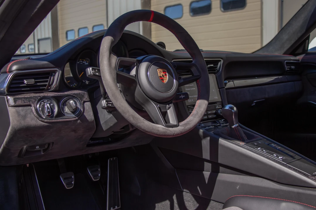 2018 Porsche 991 GT3 - Image 25 of 31