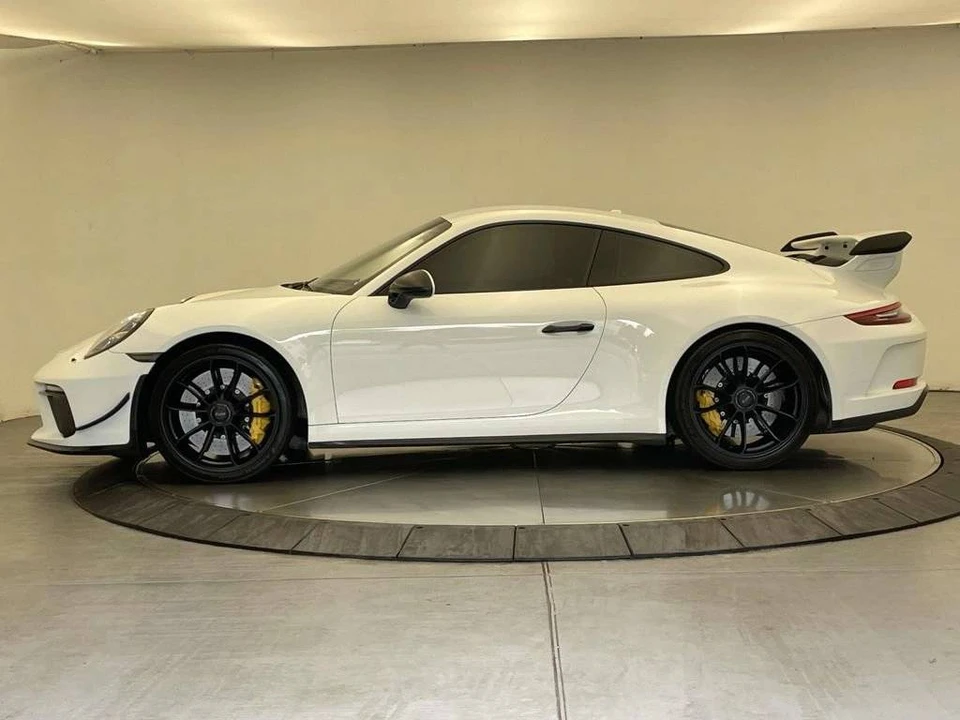 2018 Porsche 991 GT3 - Image 2 of 5