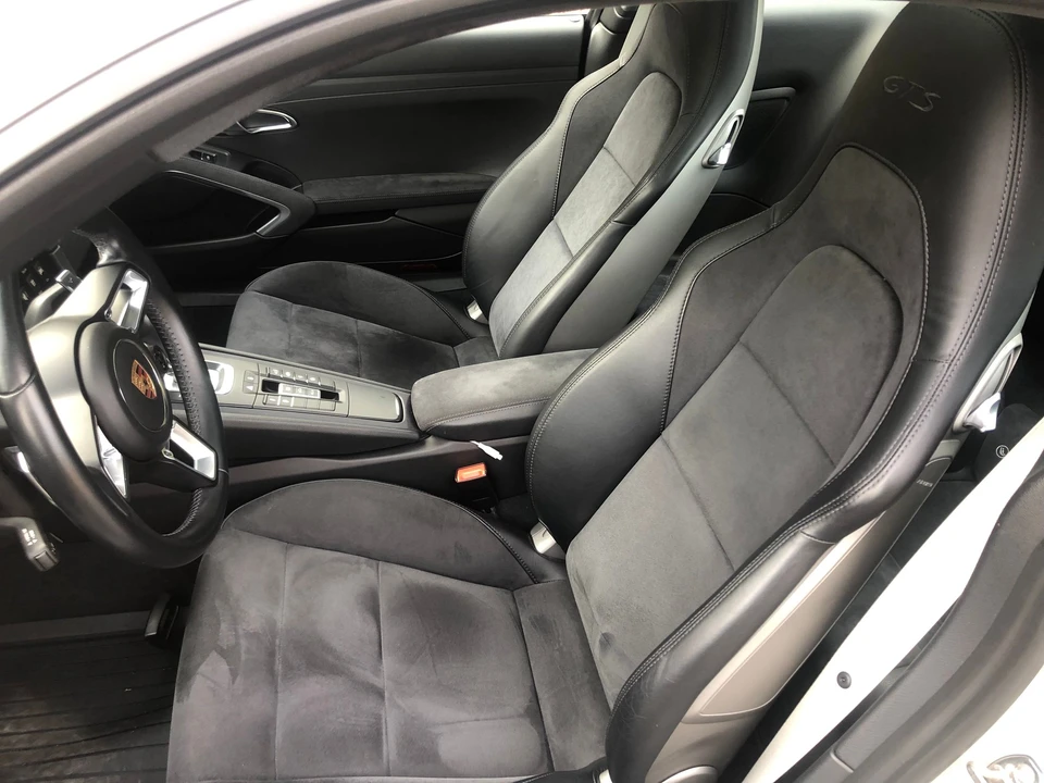2018 Porsche 991 Carrera GTS - Image 7 of 9