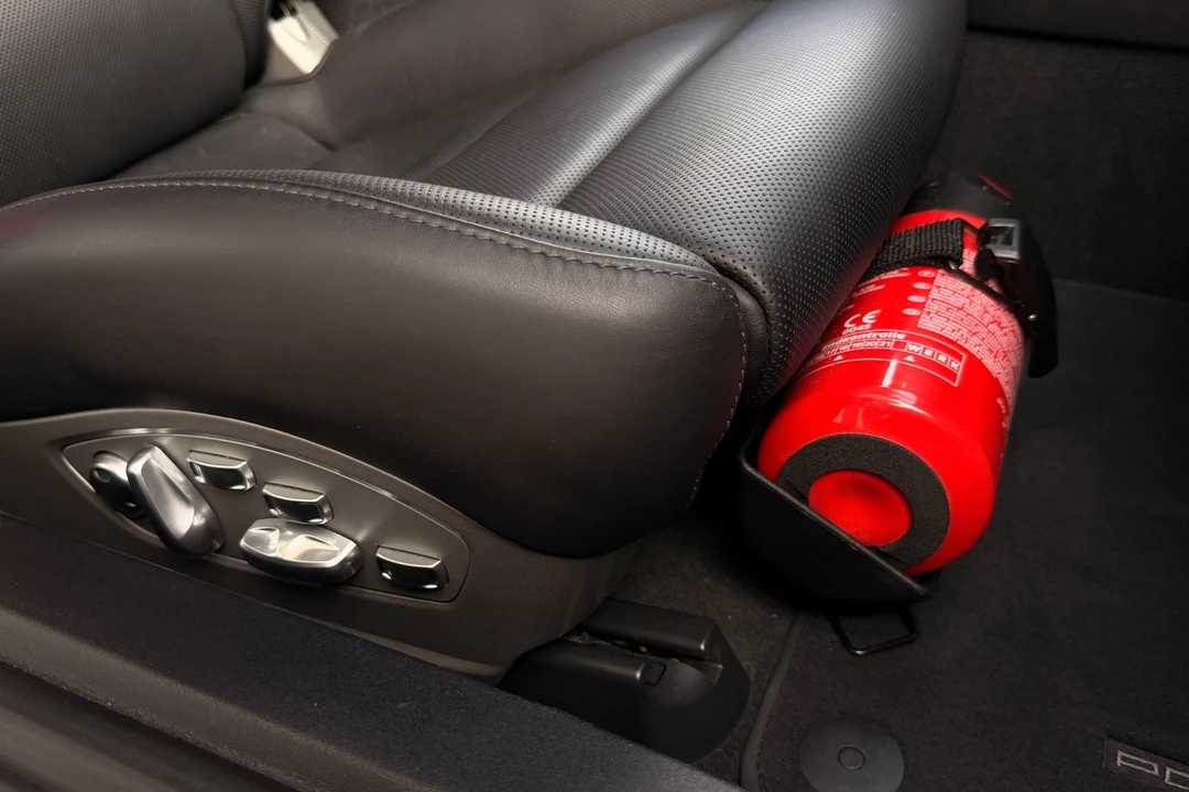2018 Porsche 991 Carrera GTS - Image 18 of 23
