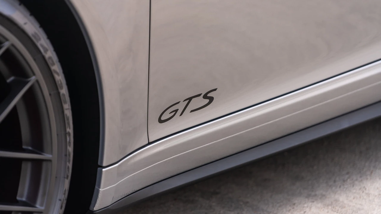 2018 Porsche 991 Carrera GTS - Image 18 of 31