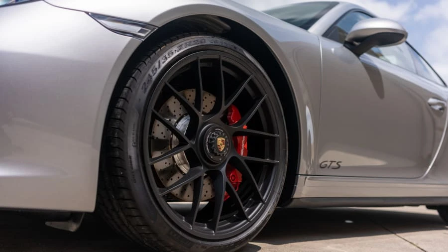 2018 Porsche 991 Carrera GTS - Image 11 of 31