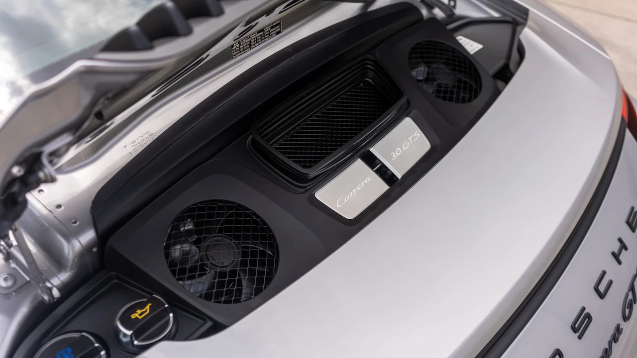 2018 Porsche 991 Carrera GTS - Image 6 of 31