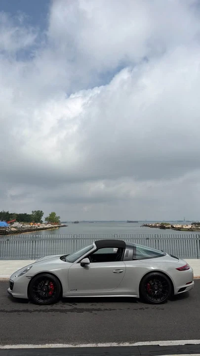 2018 Porsche 991 Carrera - Image 2 of 8