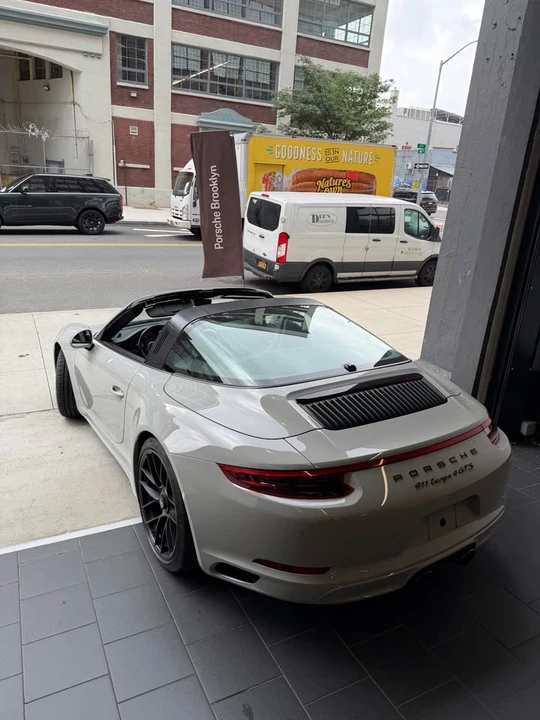 2018 Porsche 991 Carrera - Image 7 of 8