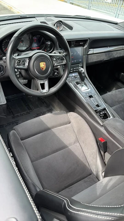 2018 Porsche 991 Carrera - Image 4 of 8