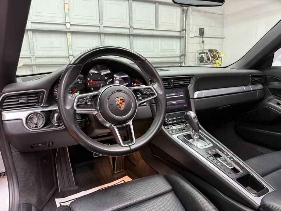 2018 Porsche 991 Carrera - Image 14 of 20