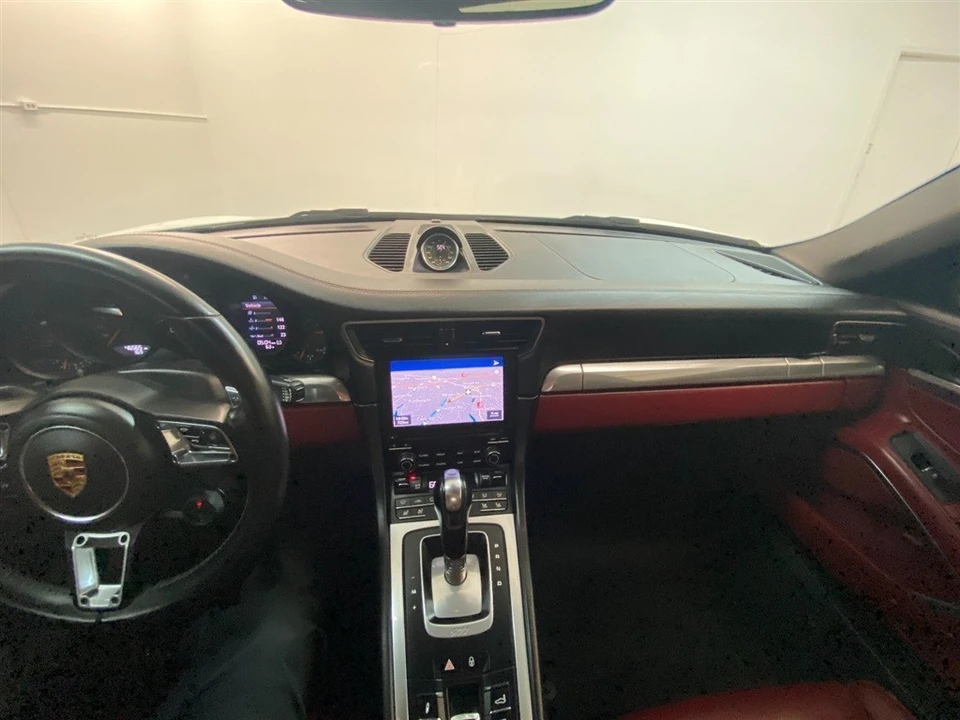 2018 Porsche 991 Targa 4 & 4S - Image 13 of 21