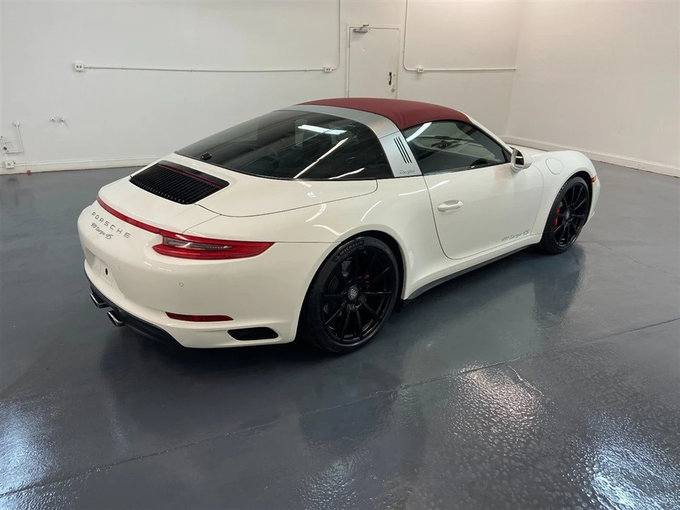2018 Porsche 991 Targa 4 & 4S - Image 3 of 21