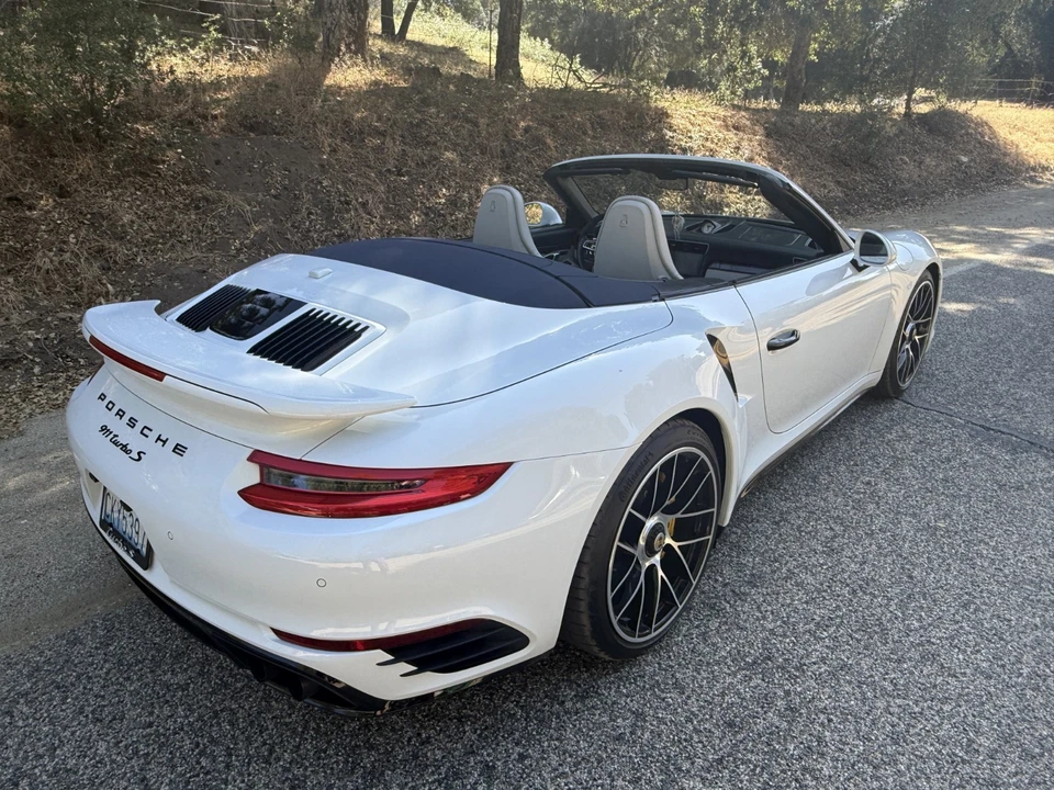 2018 Porsche 991 Turbo S - Image 14 of 31