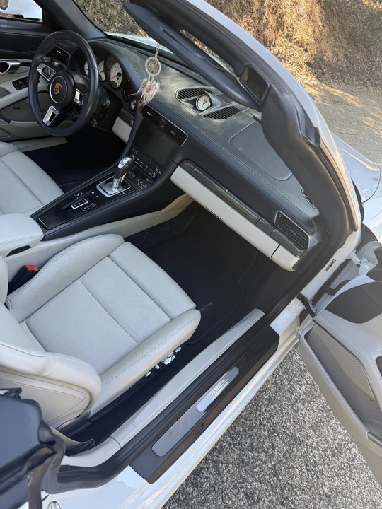 2018 Porsche 991 Turbo S - Image 20 of 31