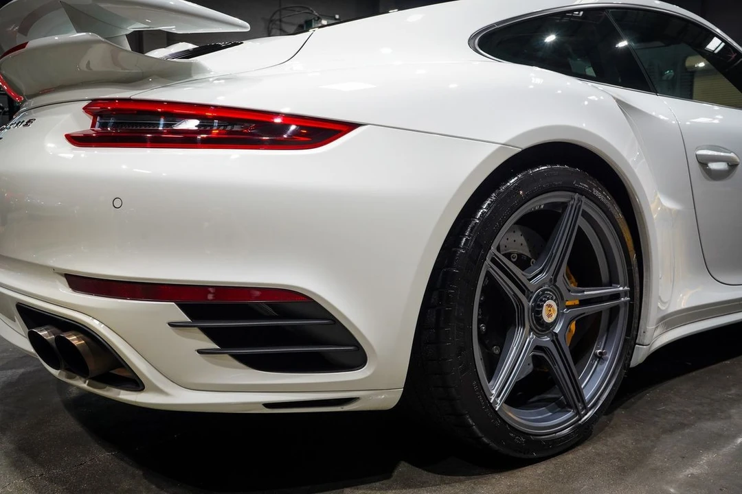 2018 Porsche 991 Turbo S - Image 24 of 31