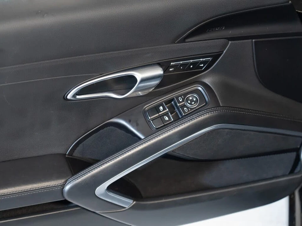 2018 Porsche 991 Targa 4 & 4S - Image 18 of 25