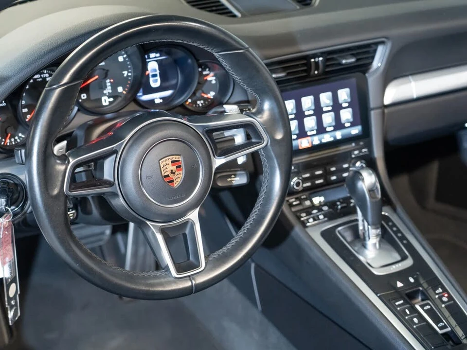 2018 Porsche 991 Targa 4 & 4S - Image 16 of 25