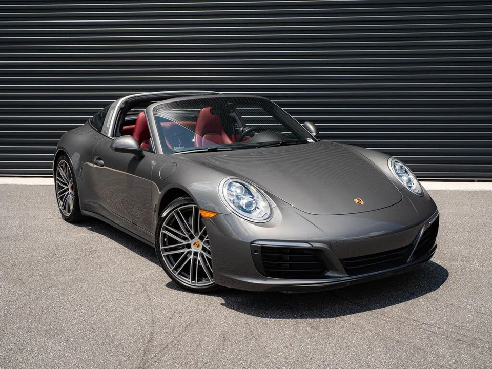 2018 Porsche 991 Targa 4 & 4S - Image 19 of 31