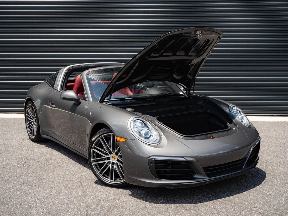 2018 Porsche 991 Targa 4 & 4S - Image 23 of 31