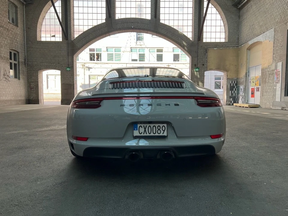2018 Porsche 991 Targa 4 GTS - Image 6 of 24