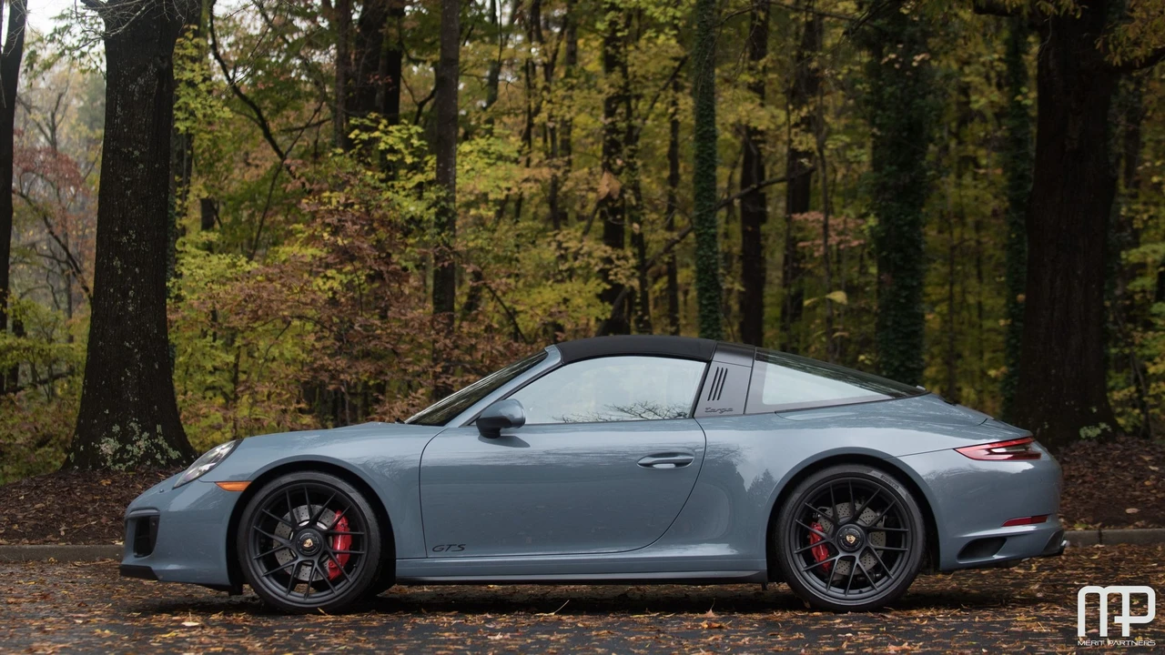 2018 Porsche 991 Targa 4 GTS - Image 12 of 31